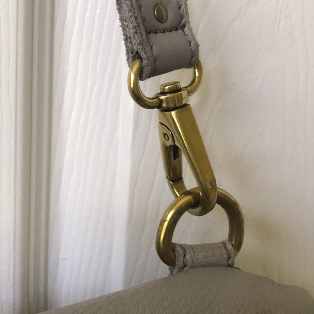 Fossil Leather handled crossbody - Picture 3 of 14